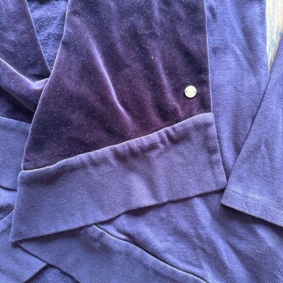 Adrienne Vittadini Cardigan Open Shawl Sweater Purple Velour Womens Size Medium - Picture 7 of 13